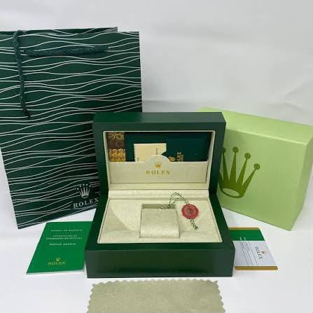 ROLEX OG BOX WITH ALL KIT